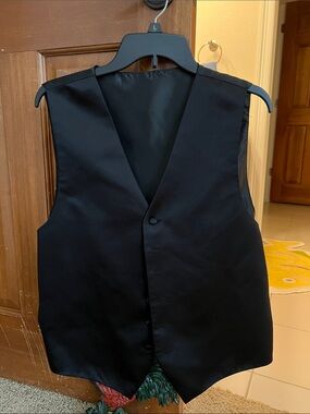 Men's Black Formal Tailored Vest - Classic Dress Waistcoat